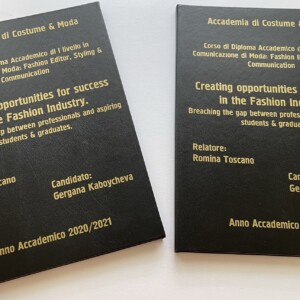 Подвързване с телчета 32